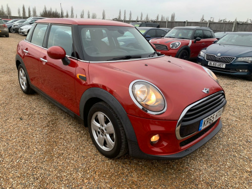 MINI Hatch  1.5 Cooper Euro 6 (s/s) 5dr