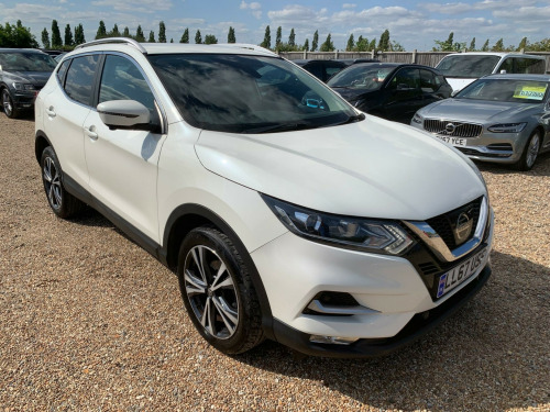 Nissan Qashqai  1.6 dCi N-Connecta XTRON Euro 6 (s/s) 5dr