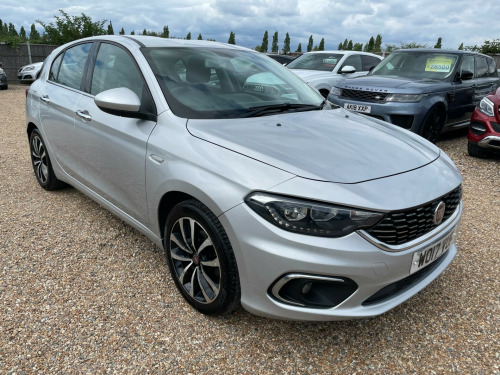 Fiat Tipo  1.4 MPI Lounge Euro 6 5dr
