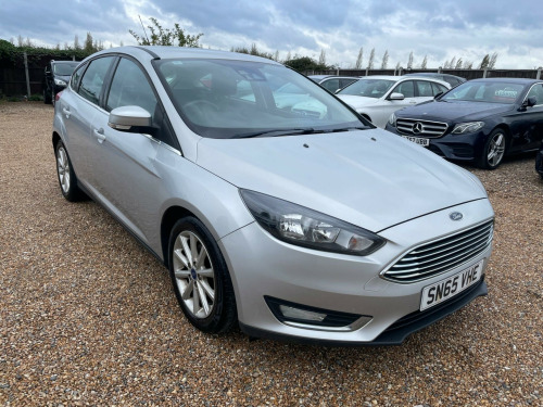 Ford Focus  1.6 TDCi Titanium Euro 5 (s/s) 5dr