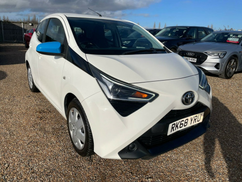 Toyota AYGO  1.0 VVT-i x-play Euro 6 5dr 