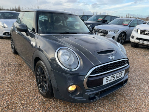 MINI Hatch  2.0 Cooper SD Euro 6 (s/s) 3dr 