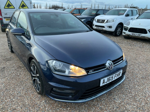 Volkswagen Golf  2.0 TDI BlueMotion Tech R-Line Euro 6 (s/s) 5dr 