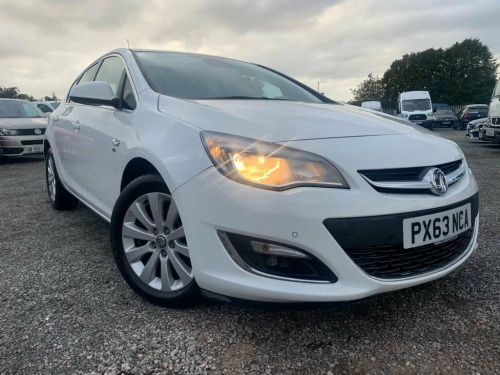 Vauxhall Astra  2.0 ELITE CDTI S/S 5d 163 BHP CLIMATE CONTROL - HE