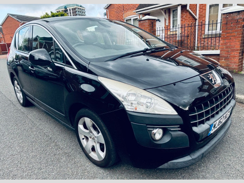 Peugeot 3008 Crossover  E-HDI ACTIVE 5-Door