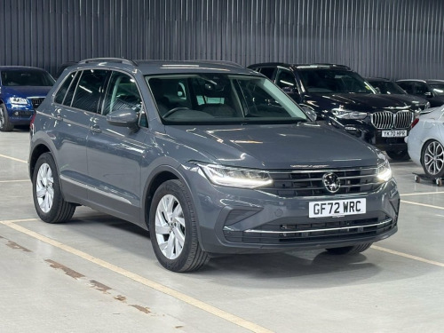 Volkswagen Tiguan  1.5 LIFE TSI DSG 5d 148 BHP