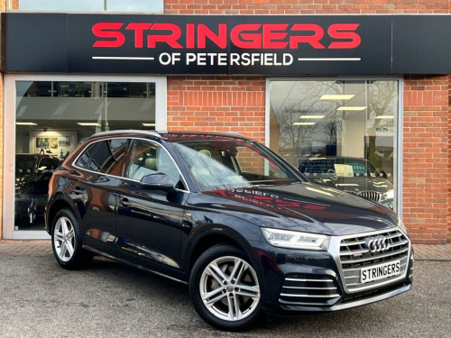 Audi Q5  2.0 TFSI S line SUV 5dr Petrol S Tronic quattro Eu