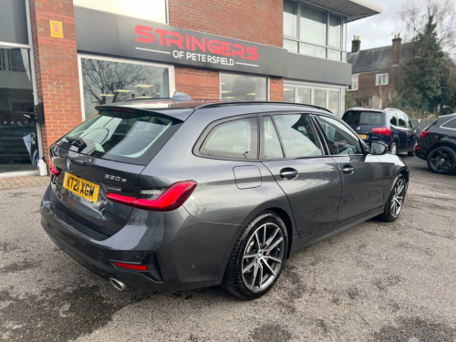 BMW 3 Series  2.0 330e 12kWh Sport Pro Touring 5dr Petrol Plug-i