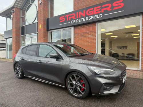 Ford Focus  2.3T EcoBoost ST Hatchback 5dr Petrol Manual Euro  