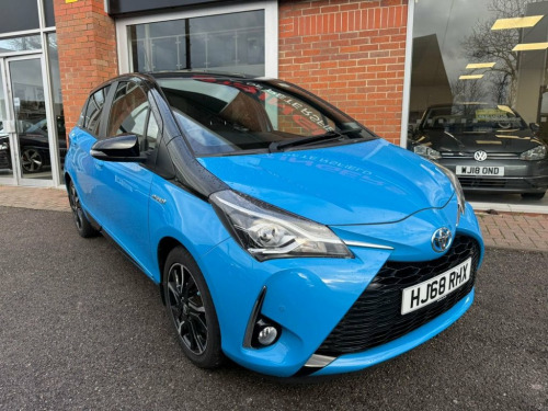Toyota Yaris  1.5 VVT-h Cyan Bi-Tone Hatchback 5dr Petrol Hybrid 
