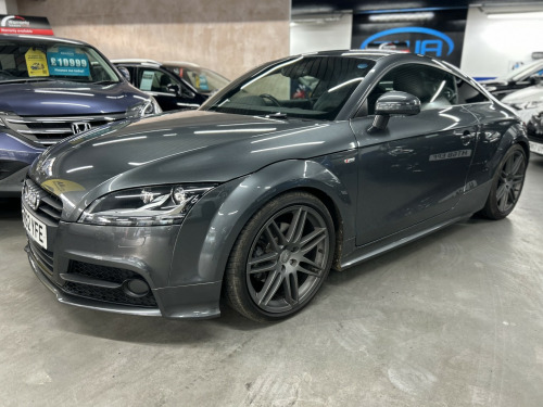 Audi TT  2.0 TDI Black Edition