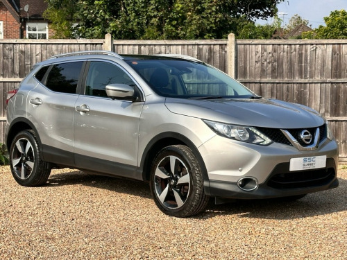 Nissan Qashqai  1.6 DIG-T N-Connecta SUV 5dr Petrol Manual 2WD Eur