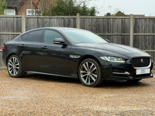 Jaguar XE  2.0d R-Sport Saloon 4dr Diesel Auto AWD Euro 6 (s/