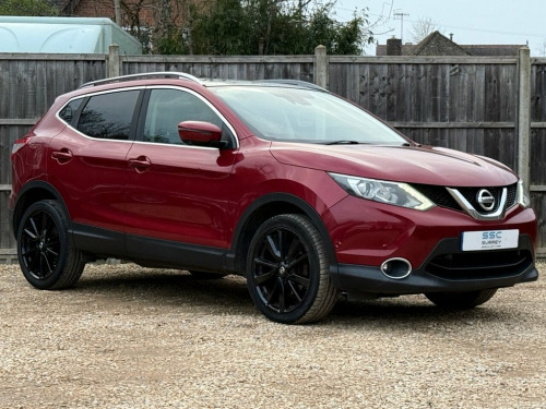 Nissan Qashqai  1.2 DIG-T Tekna SUV 5dr Petrol Manual 2WD Euro 5 (