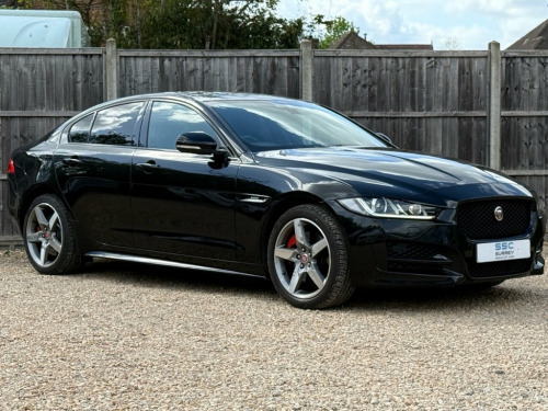 Jaguar XE  2.0d R-Sport Saloon 4dr Diesel Auto AWD Euro 6 (s/