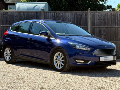 Ford Focus  1.0T EcoBoost Titanium Hatchback 5dr Petrol Manual