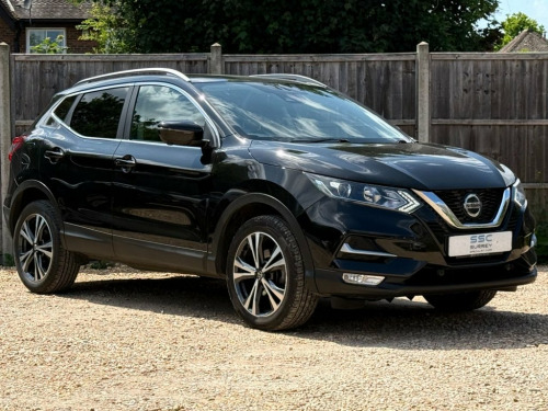 Nissan Qashqai  1.3 DIG-T N-Connecta SUV 5dr Petrol Manual Euro 6 
