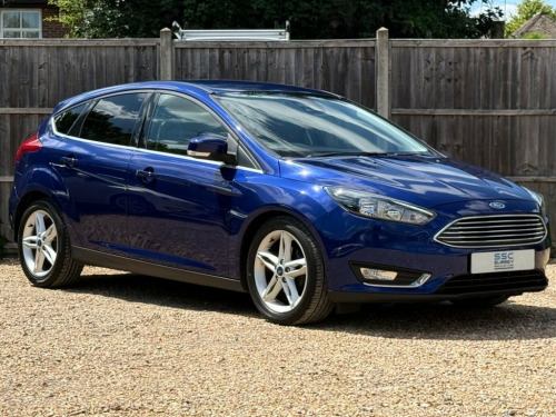 Ford Focus  1.0T EcoBoost Titanium Hatchback 5dr Petrol Manual