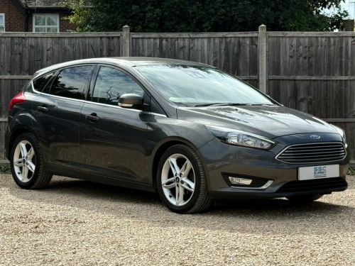 Ford Focus  1.0T EcoBoost Titanium Hatchback 5dr Petrol Manual