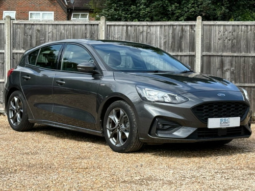 Ford Focus  1.0T EcoBoost ST-Line Hatchback 5dr Petrol Manual 
