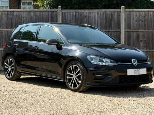 Volkswagen Golf  1.5 TSI EVO R-Line Hatchback 5dr Petrol Manual Eur