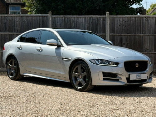 Jaguar XE  2.0d R-Sport Saloon 4dr Diesel Auto AWD Euro 6 (s/