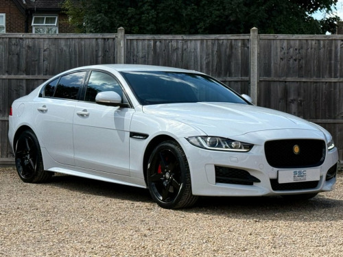 Jaguar XE  2.0d R-Sport Saloon 4dr Diesel Auto AWD Euro 6 (s/