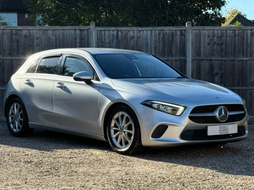 Mercedes-Benz A-Class  1.5 A180d Sport (Executive) Hatchback 5dr Diesel 7