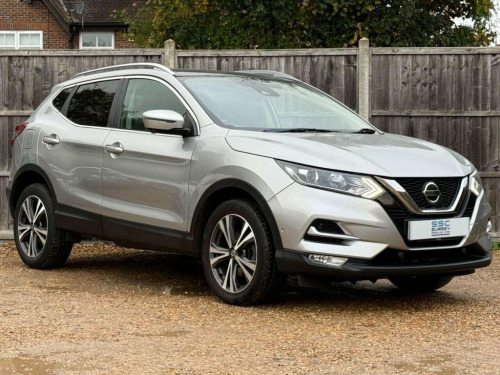 Nissan Qashqai  1.3 DIG-T N-Connecta SUV 5dr Petrol Manual Euro 6 