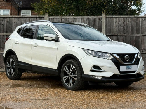 Nissan Qashqai  1.3 Qashqai N-Connecta DiG-T 5dr 