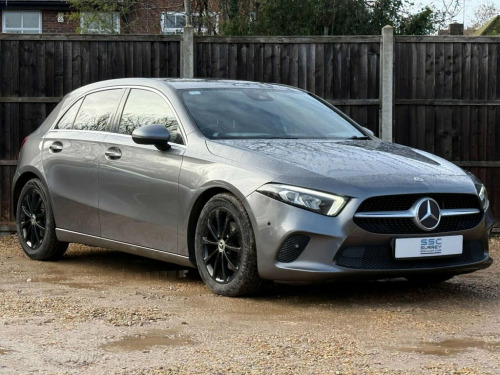 Mercedes-Benz A-Class  1.5 A 180 Sport Exeutive D Auto 5dr 