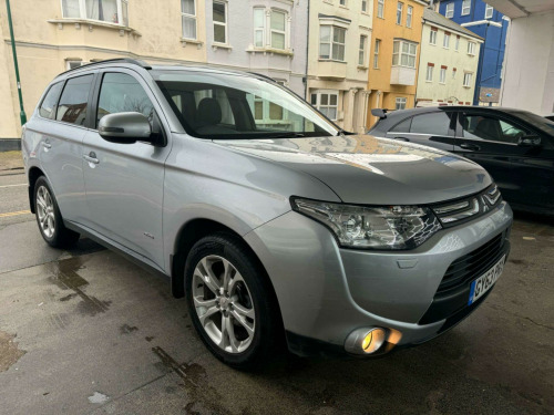 Mitsubishi Outlander  2.2 DI-D GX5 Auto 4WD Euro 5 (s/s) 5dr 
