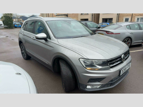 Volkswagen Tiguan  2.0 TDI BlueMotion Tech SE Navigation DSG 4Motion Euro 6 (s/s) 5dr 