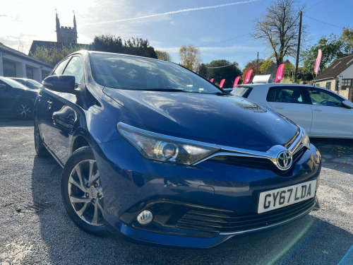 Toyota Auris  1.2 VVT-i Business Edition Hatchback 5dr Petrol Manual Euro 6 (s/s) (Safety