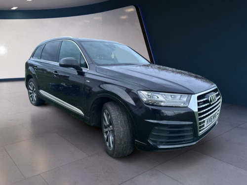 Audi Q7  3.0 TDI V6 S line SUV 5dr Diesel Tiptronic quattro Euro 6 (s/s) (272 ps)