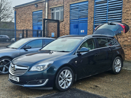 Vauxhall Insignia  2.0 CDTi Elite Nav Sports Tourer Auto Euro 5 5dr