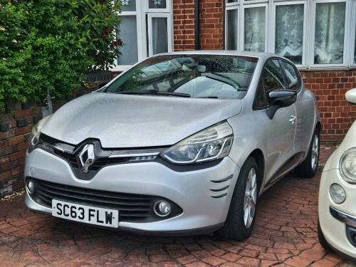 Renault Clio  1.2 16V Dynamique MediaNav Euro 5 5dr