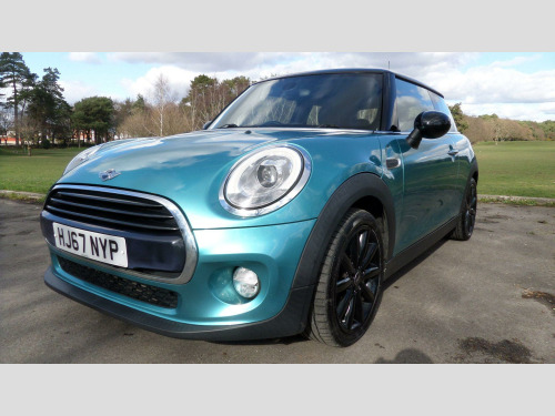 MINI Hatch  1.5 Cooper Auto Euro 6 (s/s) 3dr