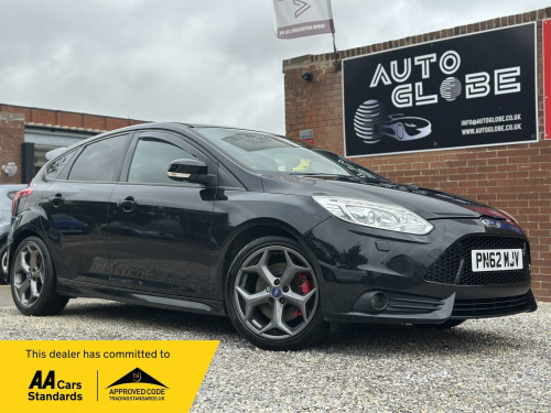 Ford Focus  2.0T EcoBoost ST-3 Euro 5 (s/s) 5dr