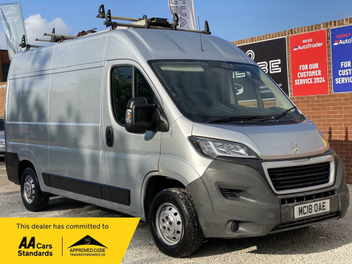 Peugeot Boxer  2.0 BlueHDi 335 Professional L2 H2 Euro 6 5dr