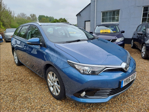 Toyota Auris  1.6 D-4D Icon Touring Sports 5dr Diesel Manual Euro 6 (s/s) (112 ps)