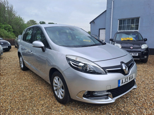 Renault Scenic  1.5 dCi ENERGY Dynamique TomTom MPV 5dr Diesel Manual Euro 5 (s/s) (110 ps)