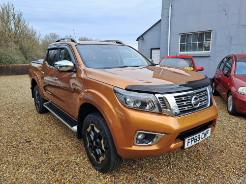 Nissan Navara  2.3 dCi Tekna Pickup Double Cab 4dr Diesel Auto 4WD Euro 6 (190 ps)