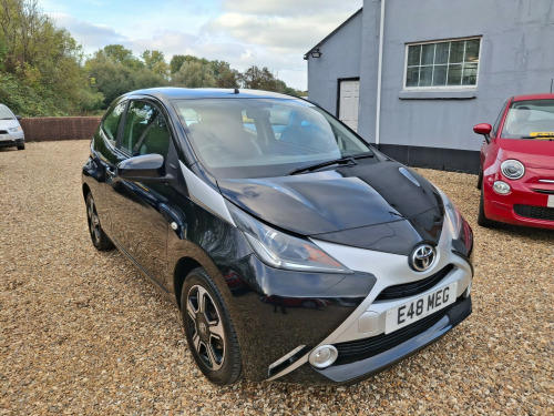 Toyota AYGO  1.0 VVT-i x-clusiv Hatchback 3dr Petrol Manual Euro 5 Euro 5 (68 ps)