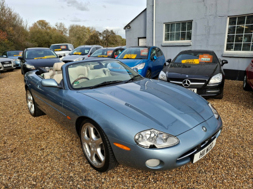 Jaguar XK8  4.0 Convertible 2dr Petrol Automatic (284 g/km, 290 bhp)