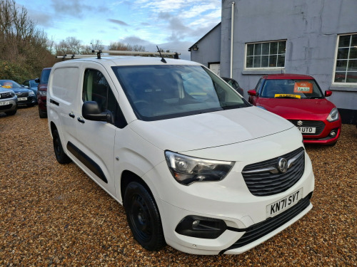 Vauxhall Combo  1.5 Turbo D 2300 Sportive Panel Van 4dr Diesel Manual L2 H1 Euro 6 (100 ps) 