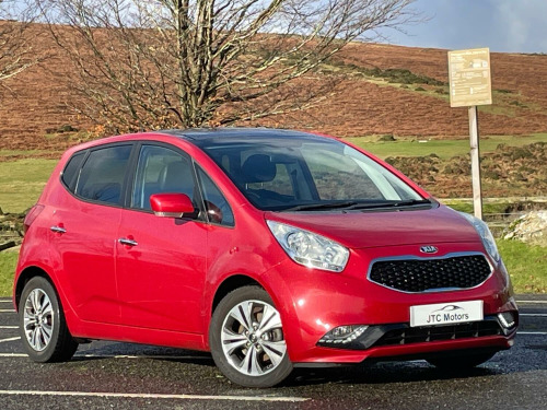 Kia Venga  1.6 ISG 4 5dr Man, red, petrol + panoramic roof