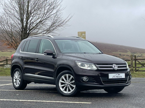 Volkswagen Tiguan  2.0 TDi BlueMotion Tech SE 5dr [2WD] Man, diesel, purple + low mileage