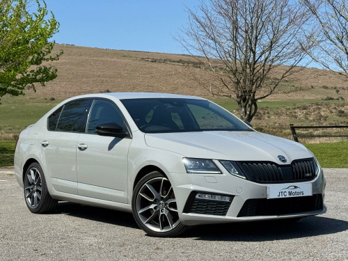 Skoda Octavia  2.0 TDI CR vRS 4x4 5dr DSG [7 speed] [Black Pack], diesel, grey + stunning 