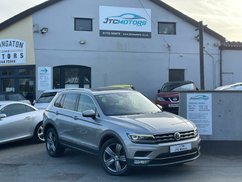 Volkswagen Tiguan  2.0 TDi 150 SEL 5dr Man, diesel, silver + incredible value